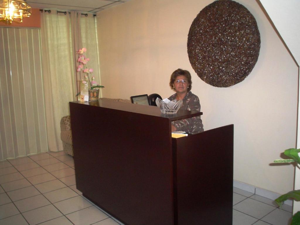 Hotel San Mateo 圣萨尔瓦多 外观 照片