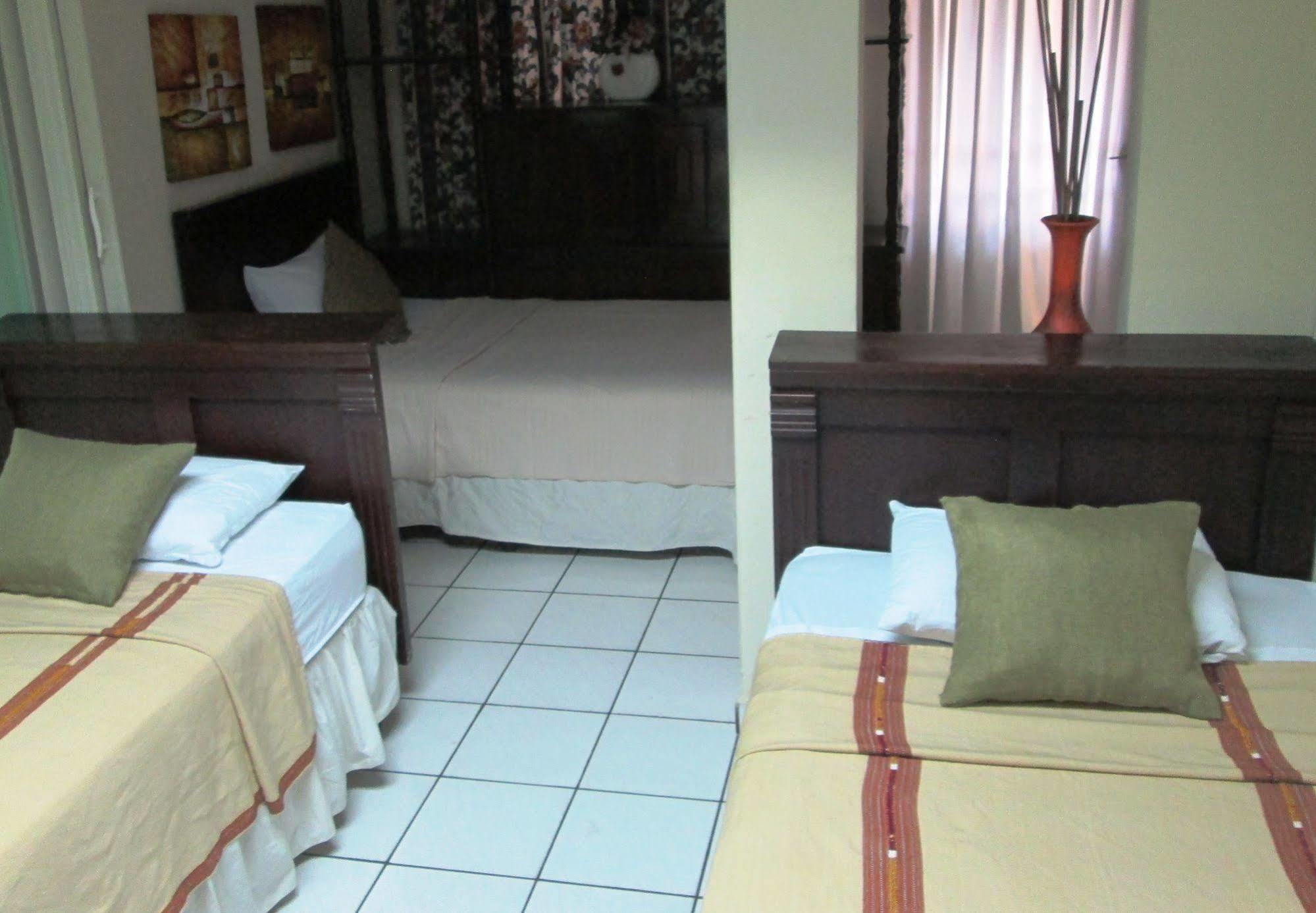 Hotel San Mateo 圣萨尔瓦多 外观 照片